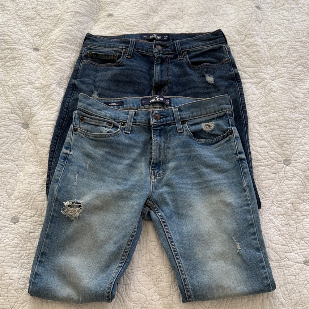 Hollister Men's Jeans in Light Blue and Dark Blue
